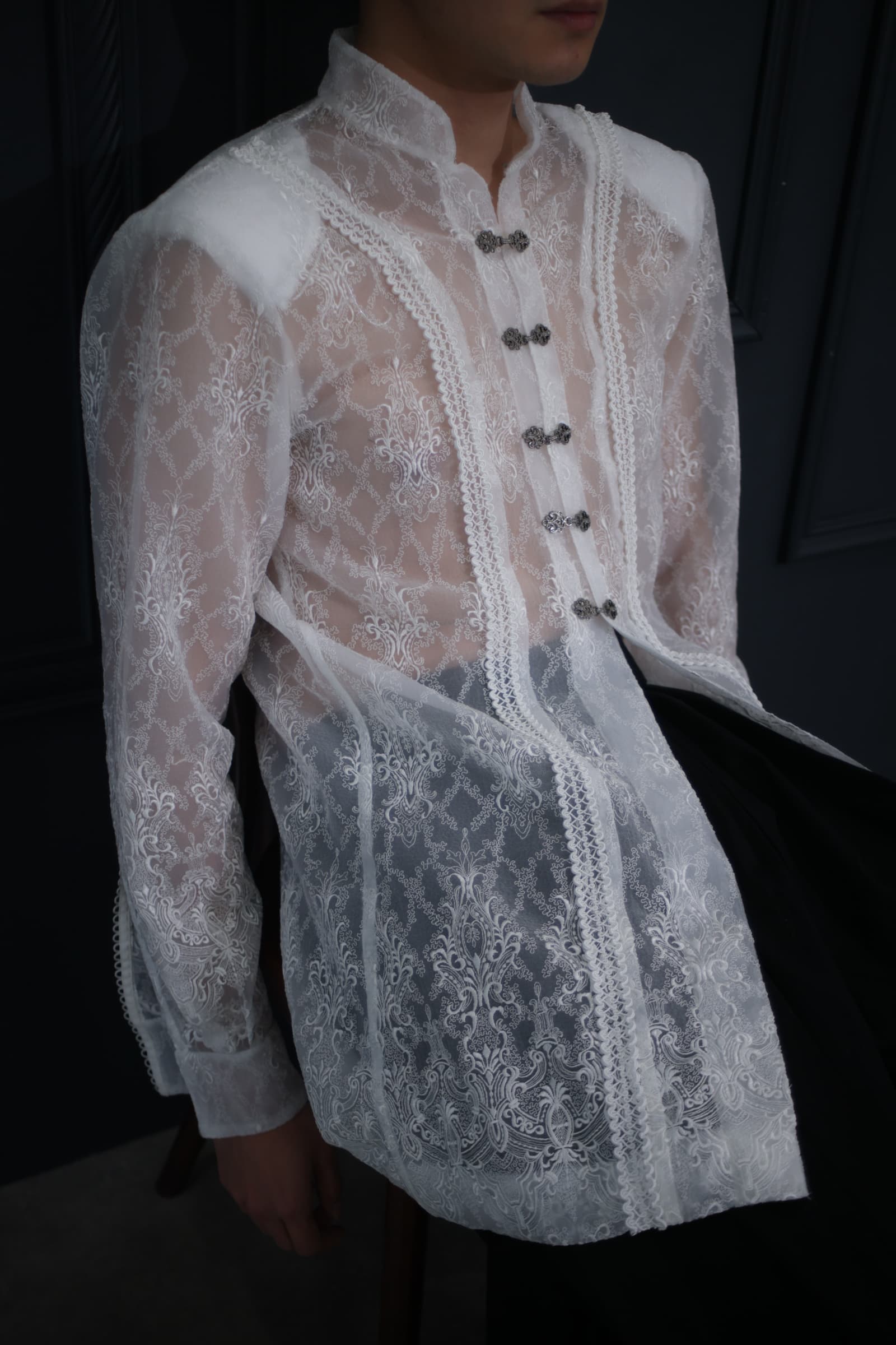 crimp embroidered lace shirt 02