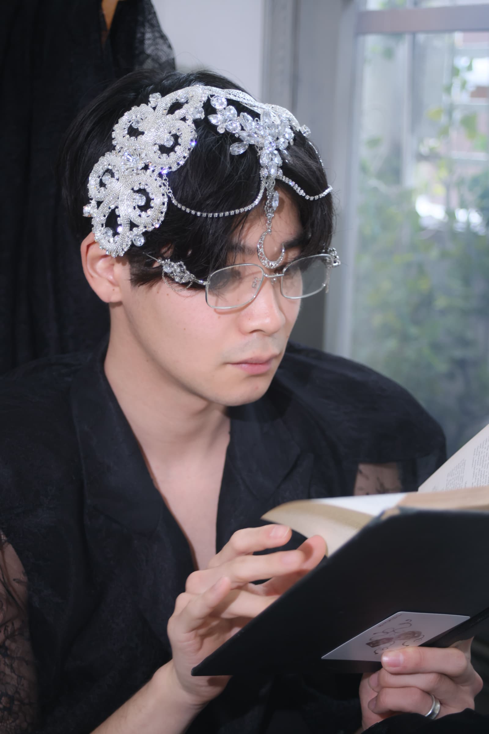 magic moon head dress 04