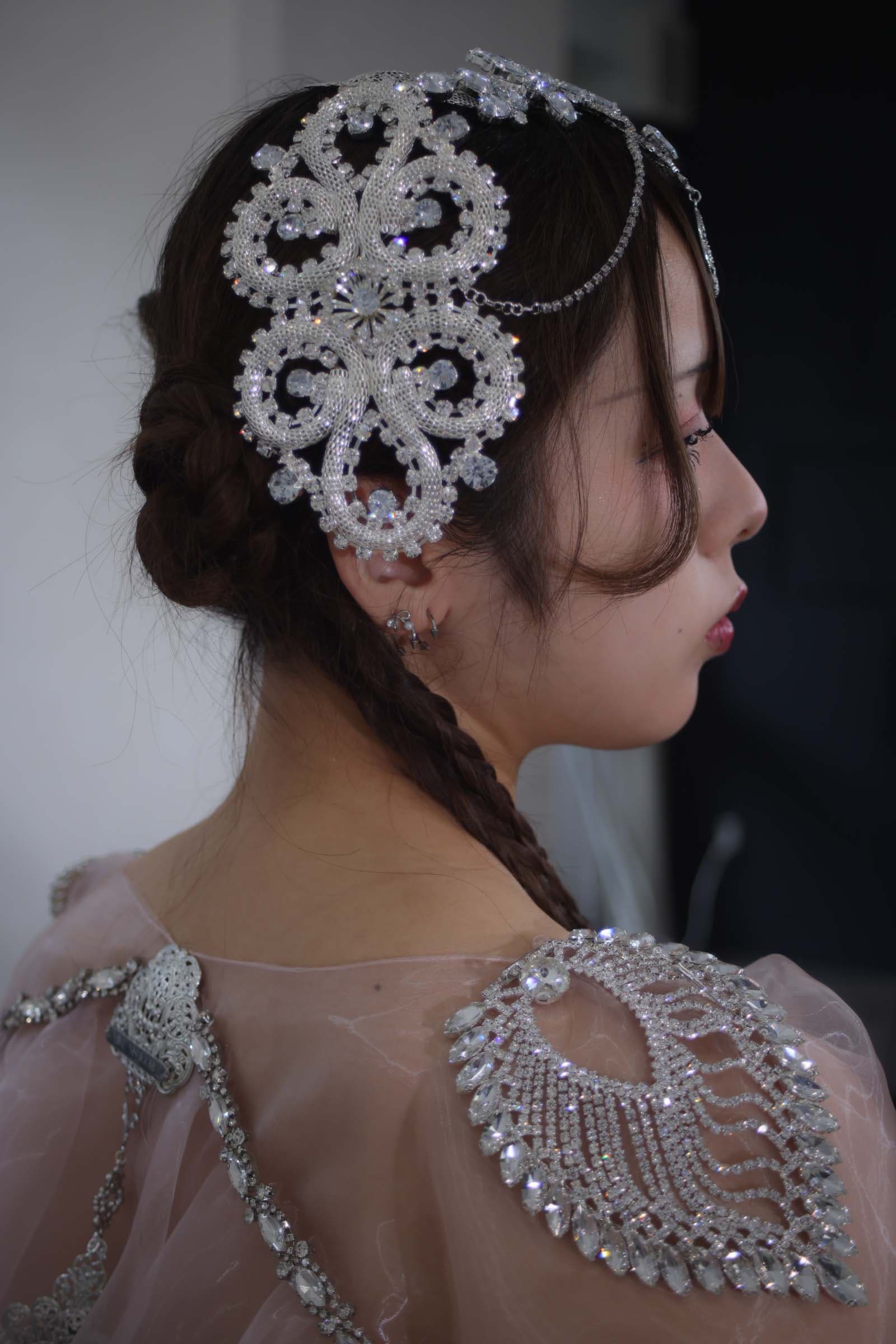 magic moon head dress 02