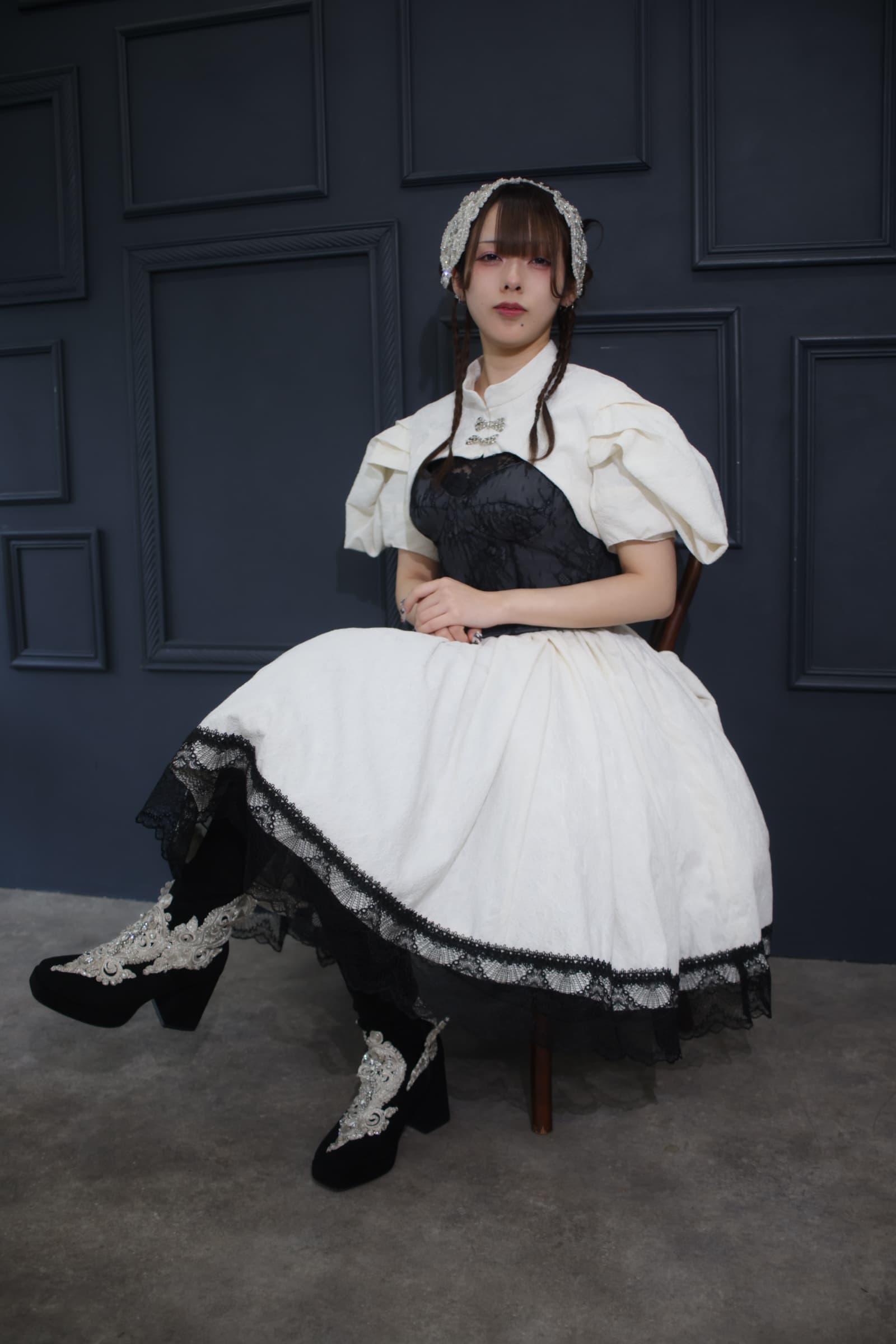 volume lace skirt 02