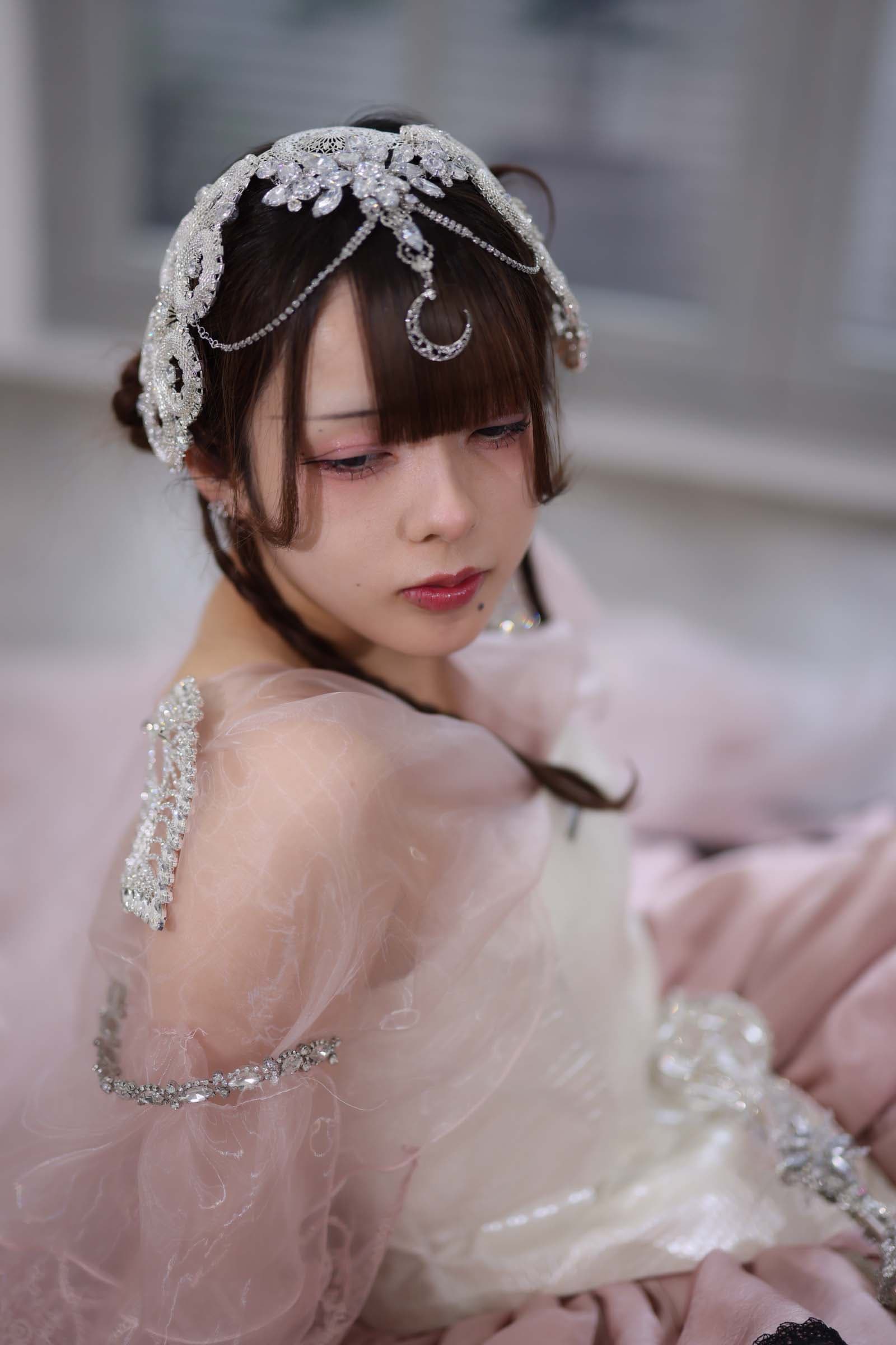 magic moon head dress